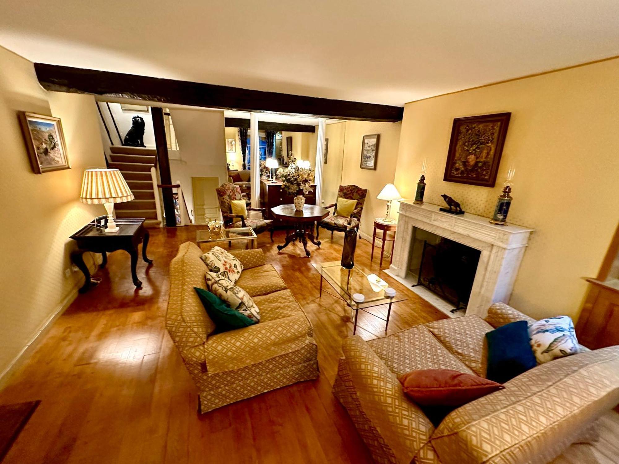 Le Logis Plantagenet Bed & Breakfast Bergerac Exterior photo